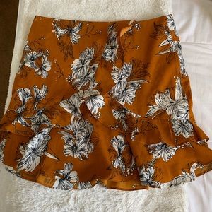 Flowery mustard skirt
